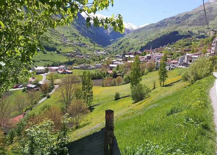 Alya Teras 酒店 2*