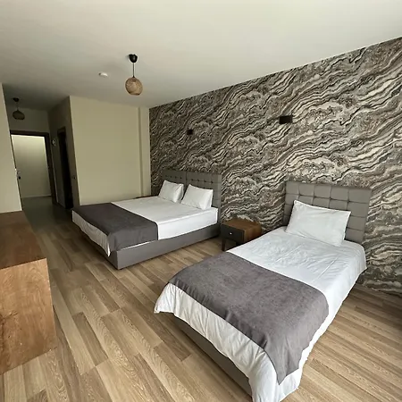 Alya Teras 酒店 特拉布宗